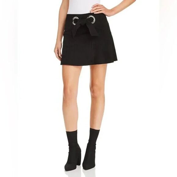 NWT women’s PARKER Patty Suede black Mini Skirt with belt SIZE 2 - Picture 1 of 8
